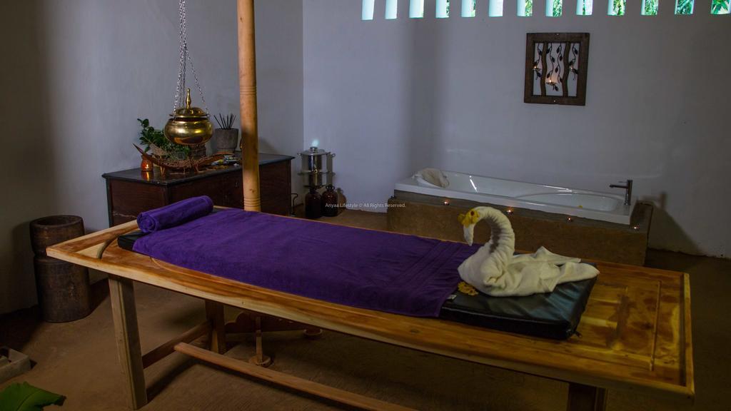 Anyaa Wellness Ayurveda Hotel Wennappuwa Kültér fotó